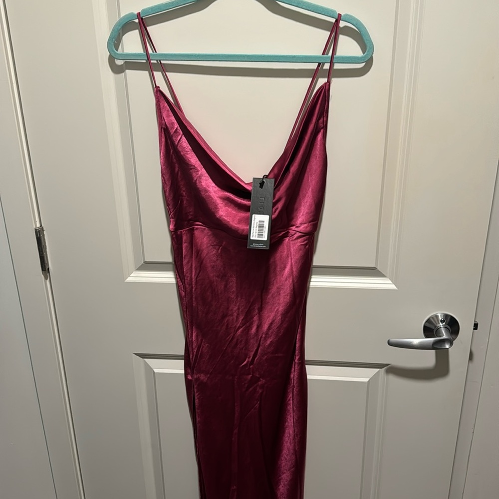 Princess Polly midi dress in Magenta (Lioness brand)